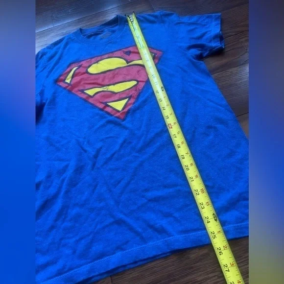 SUPERMAN Superhero youth small Logo t-shirt - Picture 5 of 6